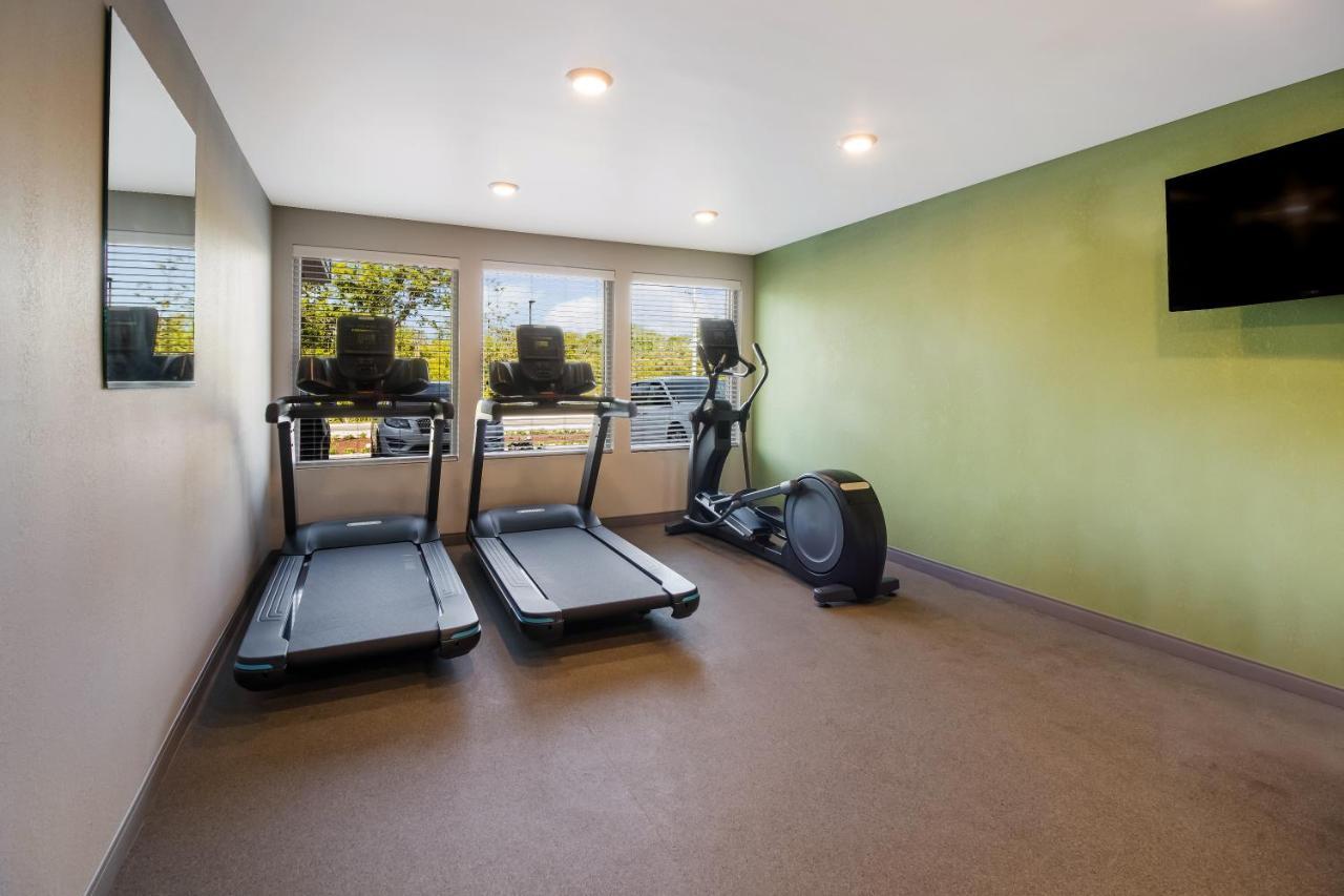 Woodspring Suites East Lansing - University Area Dış mekan fotoğraf