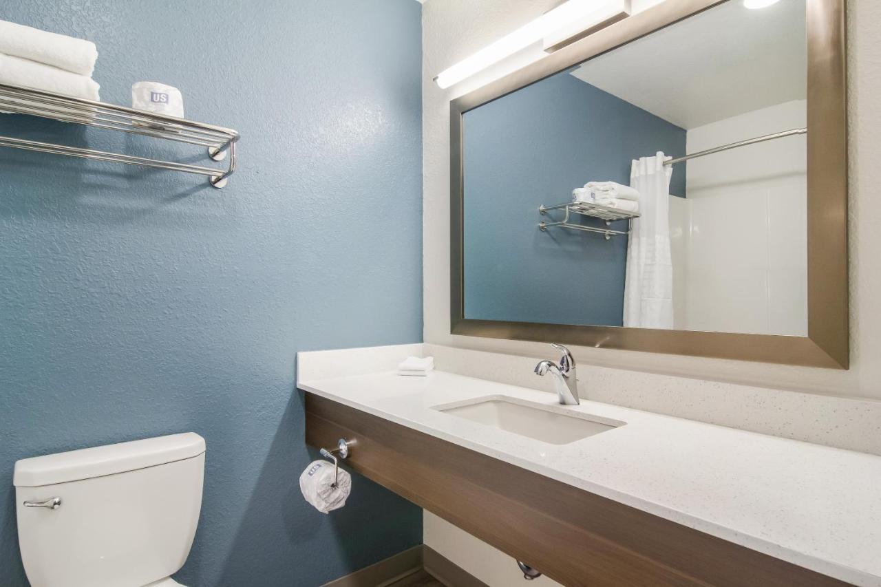 Woodspring Suites East Lansing - University Area Dış mekan fotoğraf