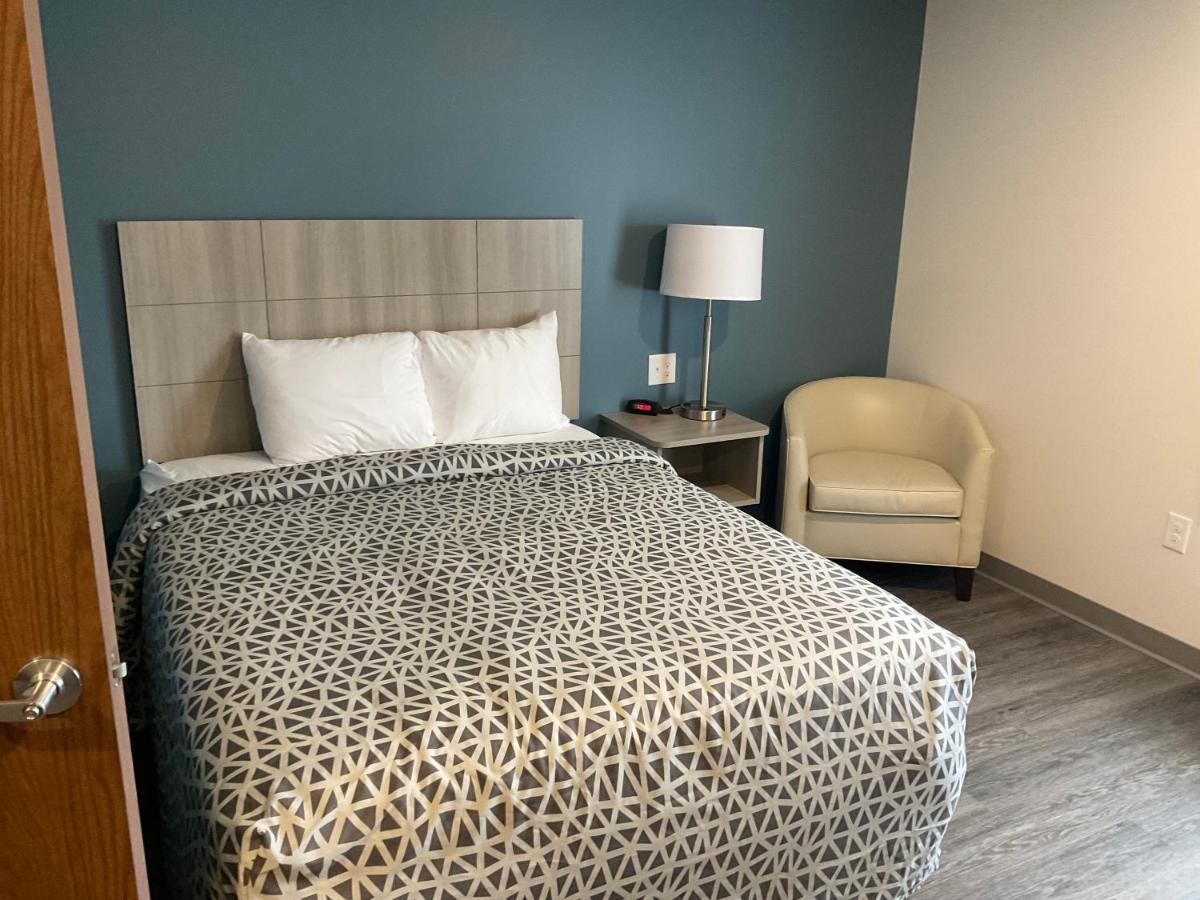 Woodspring Suites East Lansing - University Area Dış mekan fotoğraf